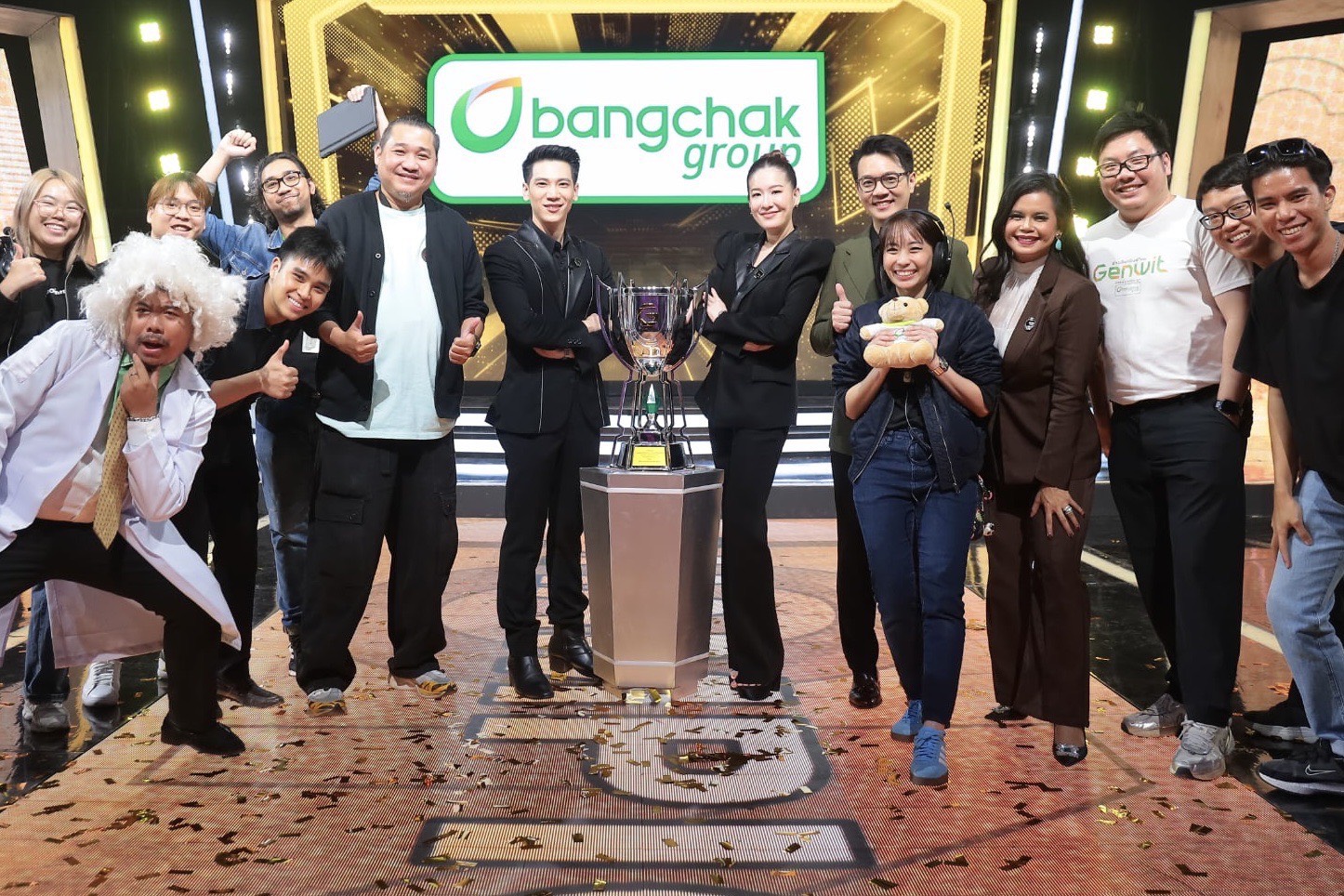 ทีมผู้ออกข้อสอบรายการ Genwit ช่อง Workpoint